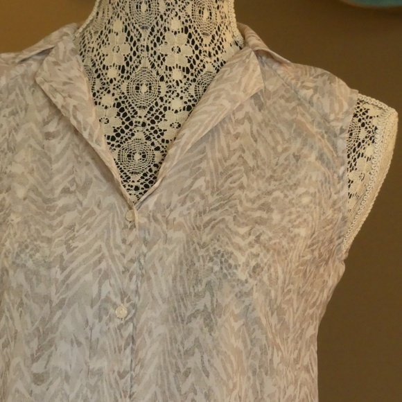 Collared Blouse - H&M - Picture 3 of 4